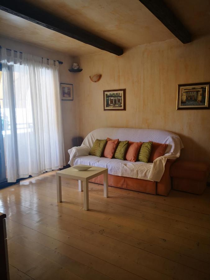 Apartment Marisa Пореч Екстериор снимка